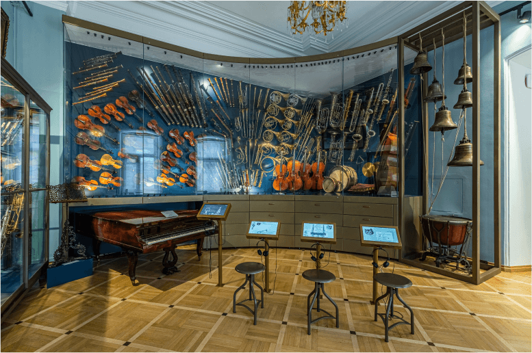 ArtKombinat: MUSEUM OF MUSIC, SHEREMETEV PALACE
